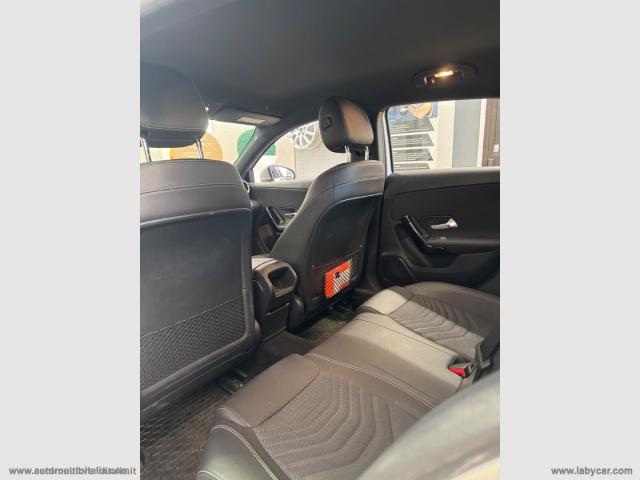 Auto - Mercedes-benz a 180 d automatic 4p. executive