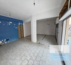 Appartamenti in Vendita - Attività commerciale in affitto a reggio di calabria gebbione