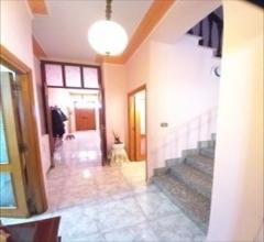 Appartamenti in Vendita - Casa indipendente in vendita a usini centro