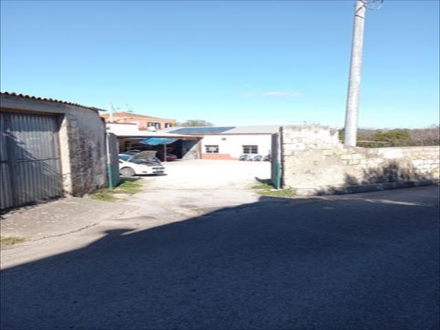 Locale commerciale in vendita a sassari centro