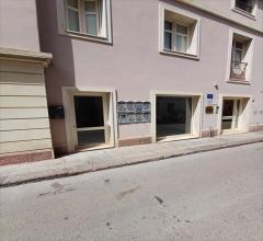 Appartamenti in Vendita - Locale commerciale in vendita a porto torres centro