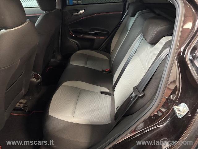 Auto - Alfa romeo giulietta 1.6 jtdm-2 105 cv
