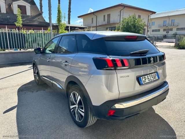 Auto - Peugeot 3008 bluehdi 130 s&s eat8 allure pack