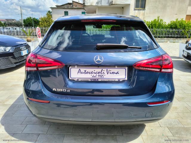 Auto - Mercedes-benz a 180 d automatic business extra