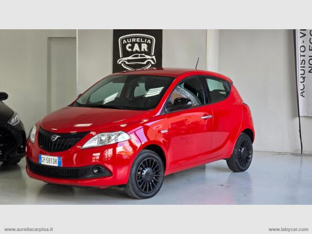Auto - Lancia ypsilon 1.0 firefly 5ps&s hyb. eco silv.