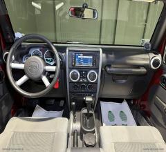 Auto - Jeep wrangler 2.8 crd sahara auto dpf