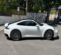 Auto - Porsche 911 carrera