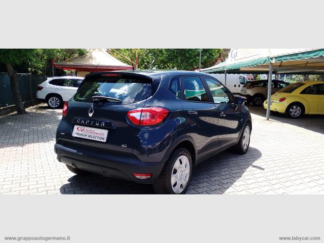 Auto - Renault captur 1.5 dci 8v 90 cv s&s wave