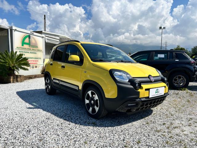 Auto - Fiat panda 1.0 hybrid pandina