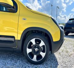 Auto - Fiat panda 1.0 hybrid pandina