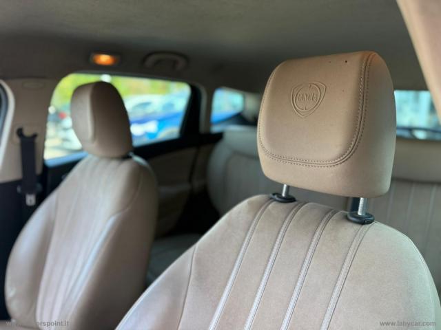 Auto - Lancia delta 1.6 mjt dpf oro