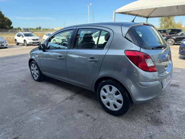Auto - Opel corsa 1.2 85 cv 5p. gpl-tech edition