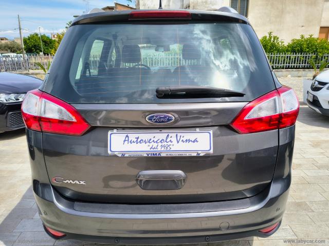 Auto - Ford c-max7 1.5 tdci 120 cv s&s business