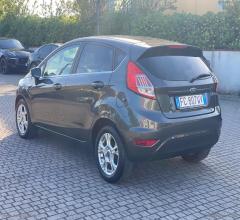 Auto - Ford fiesta 1.4 5p. bz.- gpl titanium