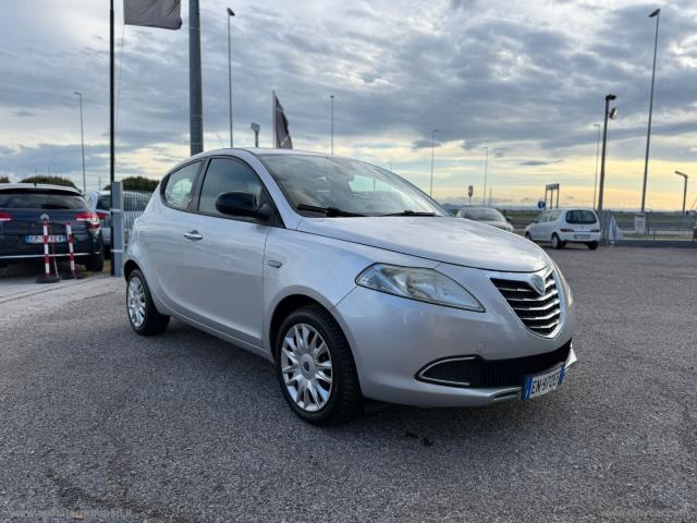 Lancia ypsilon 1.2 69 cv 5p. s&s silver