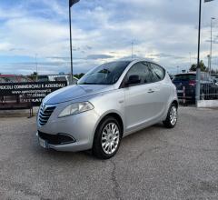 Auto - Lancia ypsilon 1.2 69 cv 5p. s&s silver