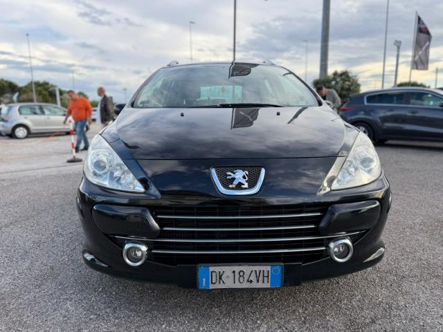 Auto - Peugeot 307 1.6 16v hdi fap 90cv stat.australian