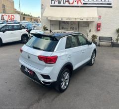 Auto - Volkswagen t-roc 1.6 tdi scr advanced bluemot.tech.