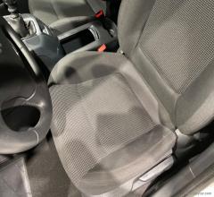 Auto - Peugeot 5008 1.6 hdi 7 posti 115 cv business