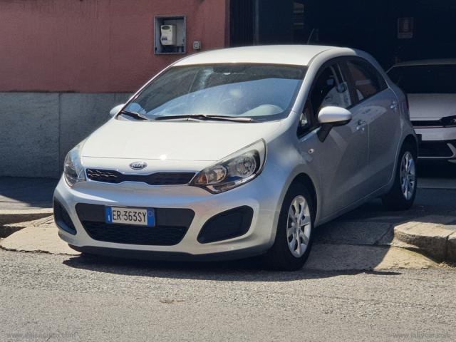 Auto - Kia rio 1.2 cvvt 5p.