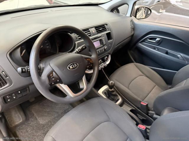 Auto - Kia rio 1.2 cvvt 5p.