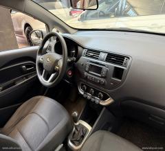 Auto - Kia rio 1.2 cvvt 5p.