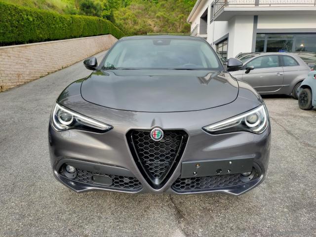 Auto - Alfa romeo stelvio 2.2 t.diesel 190cv at8 q4 sprint