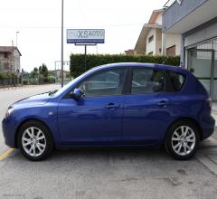 Auto - Mazda mazda3 1.6 105cv active sport