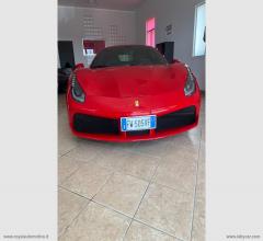 Auto - Ferrari 488 gtb