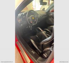 Auto - Ferrari 488 gtb