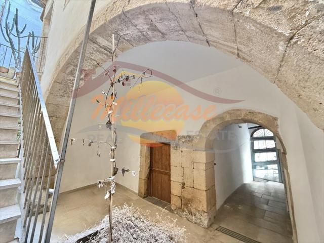 Appartamenti in Vendita - Appartamento in vendita a siracusa ortigia