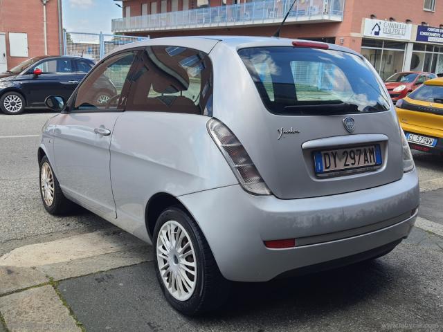 Auto - Lancia ypsilon 1.2 argento