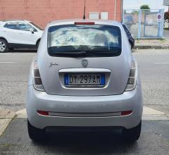 Auto - Lancia ypsilon 1.2 argento