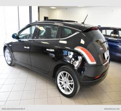 Auto - Lancia delta 1.6 mjt platino