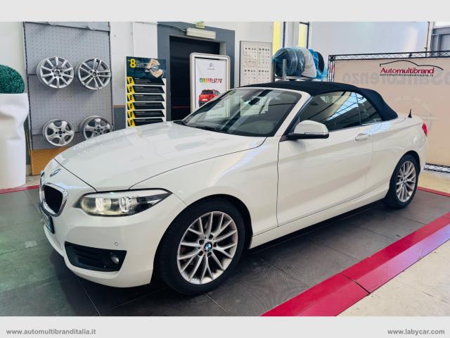 Bmw 220i cabrio luxury aut.