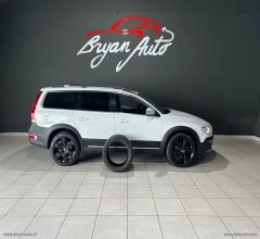 Auto - Volvo xc70 2.4 d5 awd geartronic summum inscription