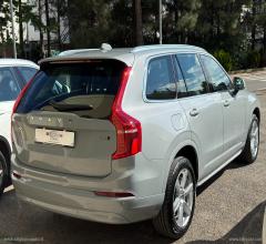 Auto - Volvo xc90 b5