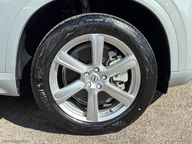 Auto - Volvo xc90 b5