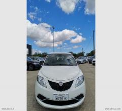 Auto - Lancia ypsilon 1.2 69 cv 5p. gold