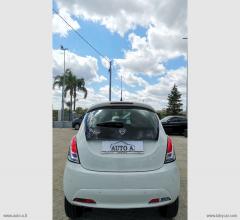 Auto - Lancia ypsilon 1.2 69 cv 5p. gold