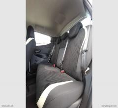 Auto - Lancia ypsilon 1.2 69 cv 5p. gold
