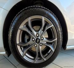 Auto - Ford focus 1.0 ecoboost hybrid 125cv st line