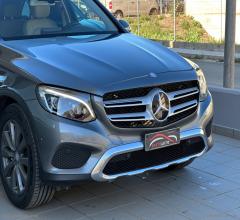Auto - Mercedes-benz glc 220 d 4matic sport