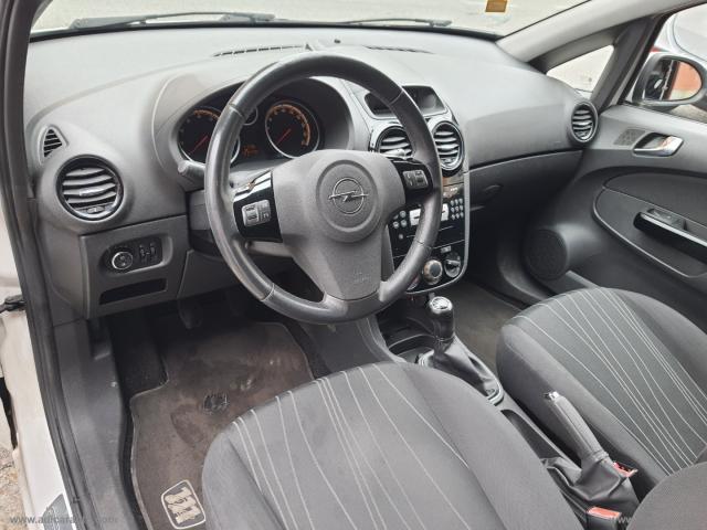 Auto - Opel corsa 1.2 3p. sport