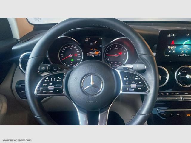 Auto - Mercedes-benz glc 220 d 4matic premium plus