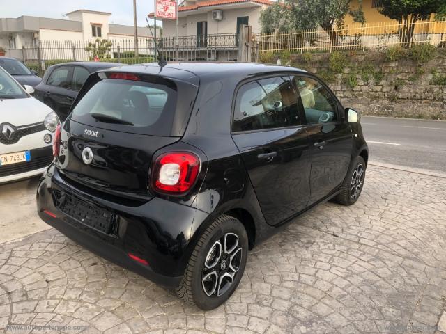 Auto - Smart forfour 70 1.0 passion