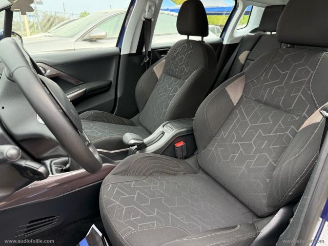 Auto - Peugeot 2008 1.6 e-hdi 92 cv s&s active