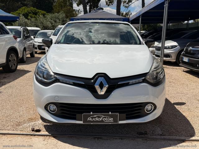 Auto - Renault clio 1.5 dci 8v 75 cv 5p. costume nat.