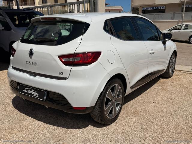 Auto - Renault clio 1.5 dci 8v 75 cv 5p. costume nat.
