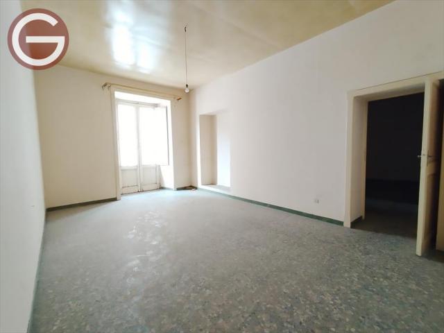 Appartamenti in Vendita - Appartamento in vendita a cittanova centrale